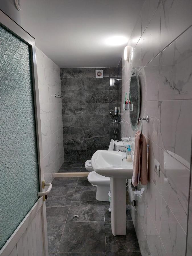 Herta Apartment Берат Экстерьер фото